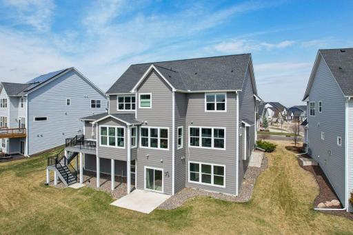 18905 51st Place N, Plymouth, MN 55446