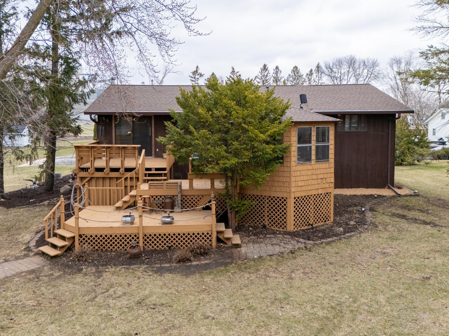 Multi Level Rear Deck w/ Screened Gazebo