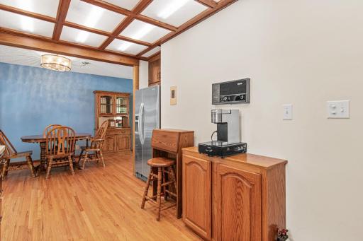 1349 Belmont Lane E, Saint Paul, MN 55109