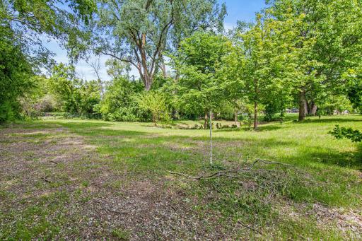 1349 Belmont Lane E, Saint Paul, MN 55109