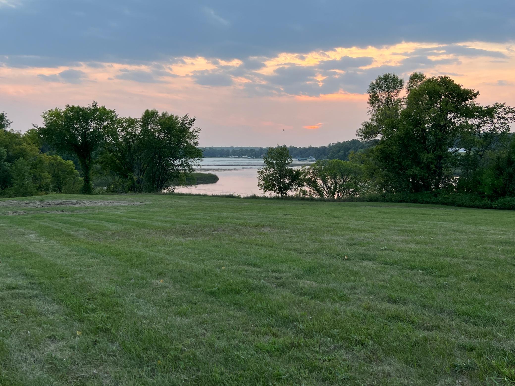 C Parcel Sunset water image