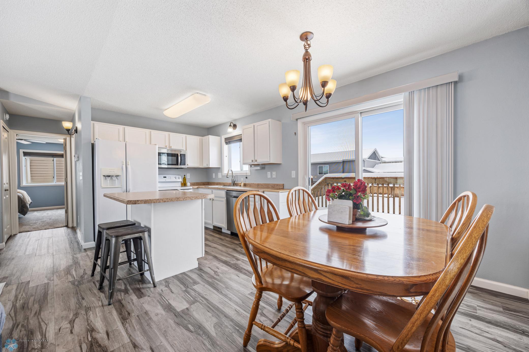 Kitchen/Dining