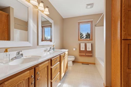 1211 Emily Circle, River Falls, WI 54022