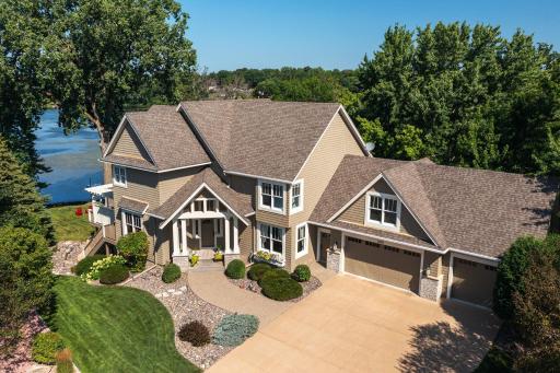 1495 Kingsview Lane N, Plymouth, MN 55447