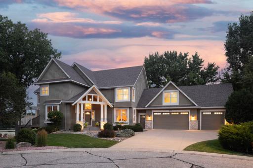 1495 Kingsview Lane N, Plymouth, MN 55447