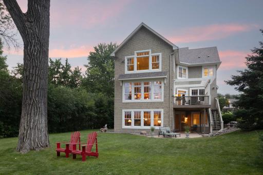 1495 Kingsview Lane N, Plymouth, MN 55447