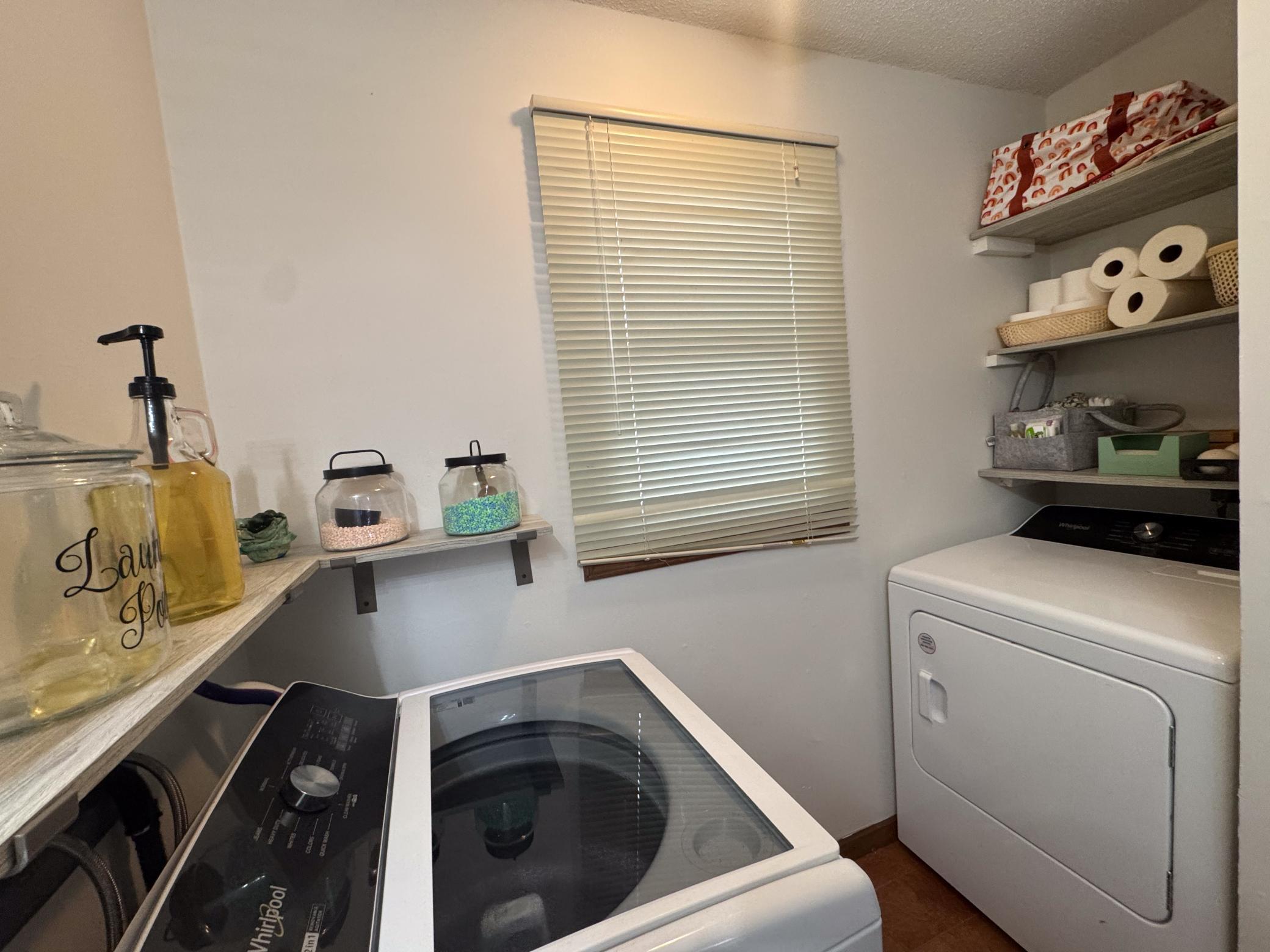 508 Oak St Alexandria MN 56308-21.jpg