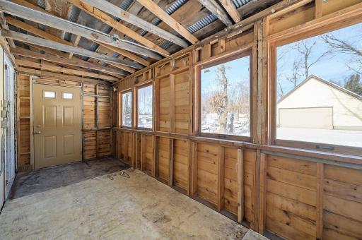 2284 293rd 1/2 Avenue NW, Isanti, MN 55040