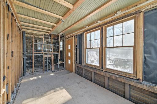 2284 293rd 1/2 Avenue NW, Isanti, MN 55040