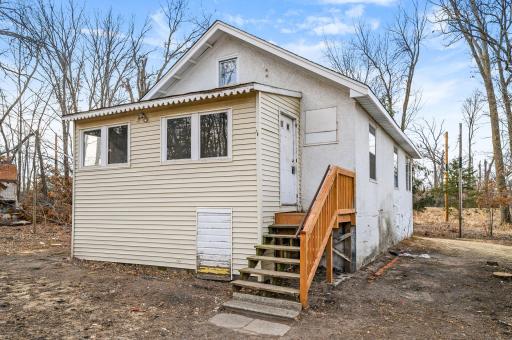 2284 293rd 1/2 Avenue NW, Isanti, MN 55040