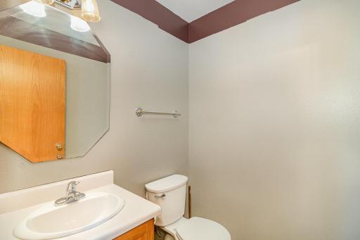 904 N 4th Street, Saint Peter, MN 56082