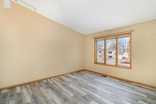904 N 4th Street, Saint Peter, MN 56082