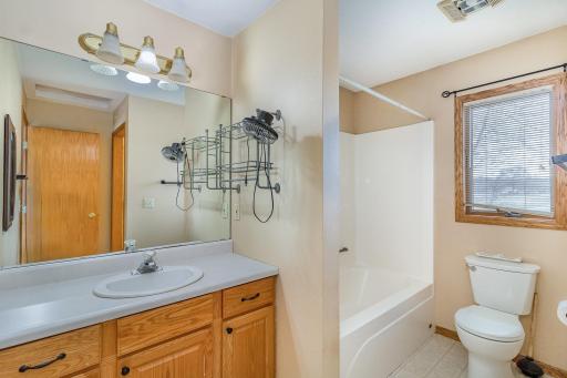 904 N 4th Street, Saint Peter, MN 56082