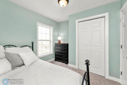 1250 8th Street N, Fargo, ND 58102