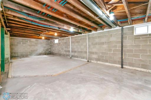 1250 8th Street N, Fargo, ND 58102