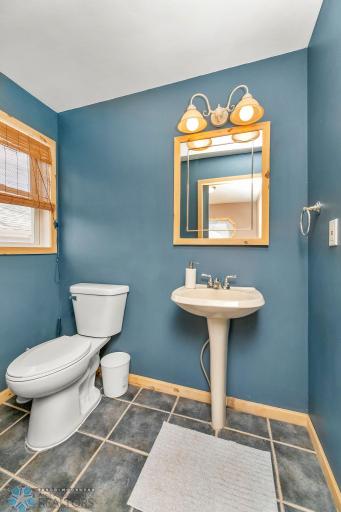 1250 8th Street N, Fargo, ND 58102