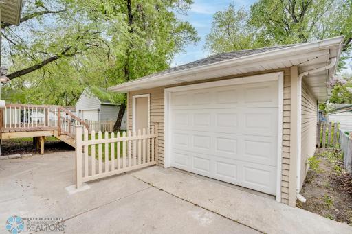 Oversized 1-car garage, gate to patio & backyard