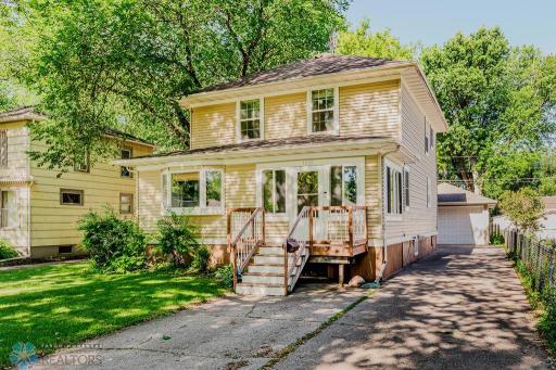 1250 8th Street N, Fargo, ND 58102