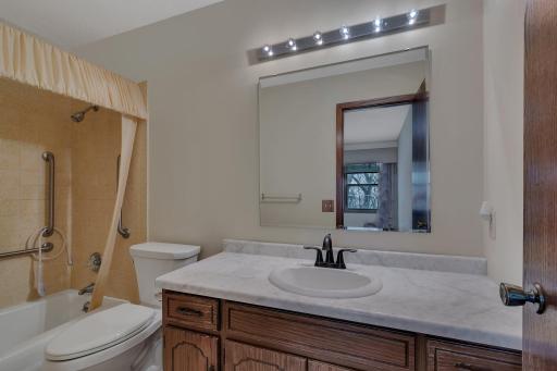 1821 12th Avenue SE, Saint Cloud, MN 56304