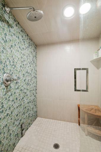 4454 Colfax Avenue S, Minneapolis, MN 55419