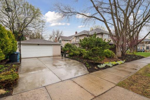 4454 Colfax Avenue S, Minneapolis, MN 55419