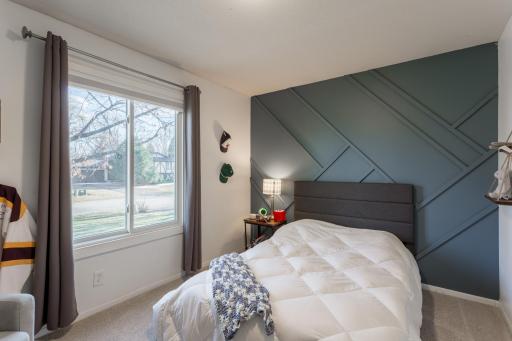 9850 Garrison Way, Eden Prairie, MN 55347