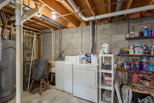 9850 Garrison Way, Eden Prairie, MN 55347