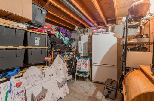 9850 Garrison Way, Eden Prairie, MN 55347