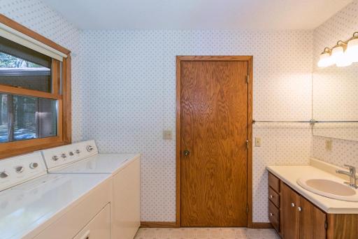 41416 Poplar Drive, Emily, MN 56447