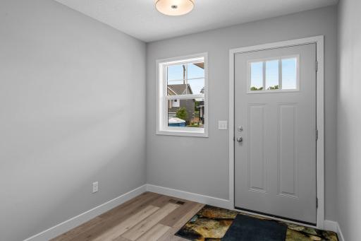 1595 76th Street W, Inver Grove Heights, MN 55077