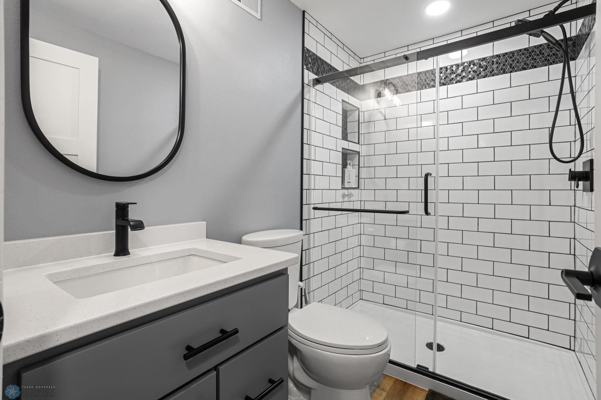 Lower Level Bath