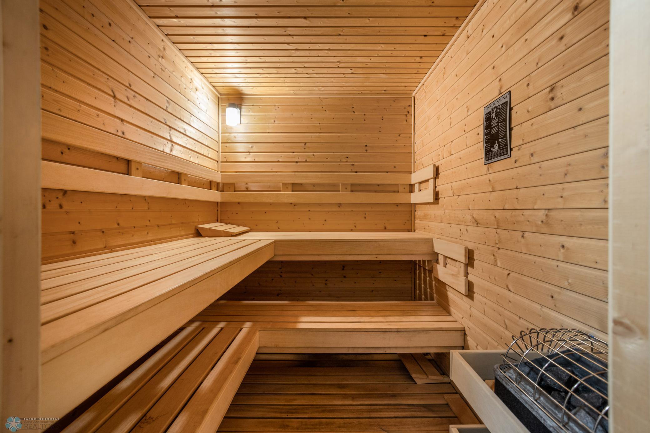 Large 3-4 Person Sauna