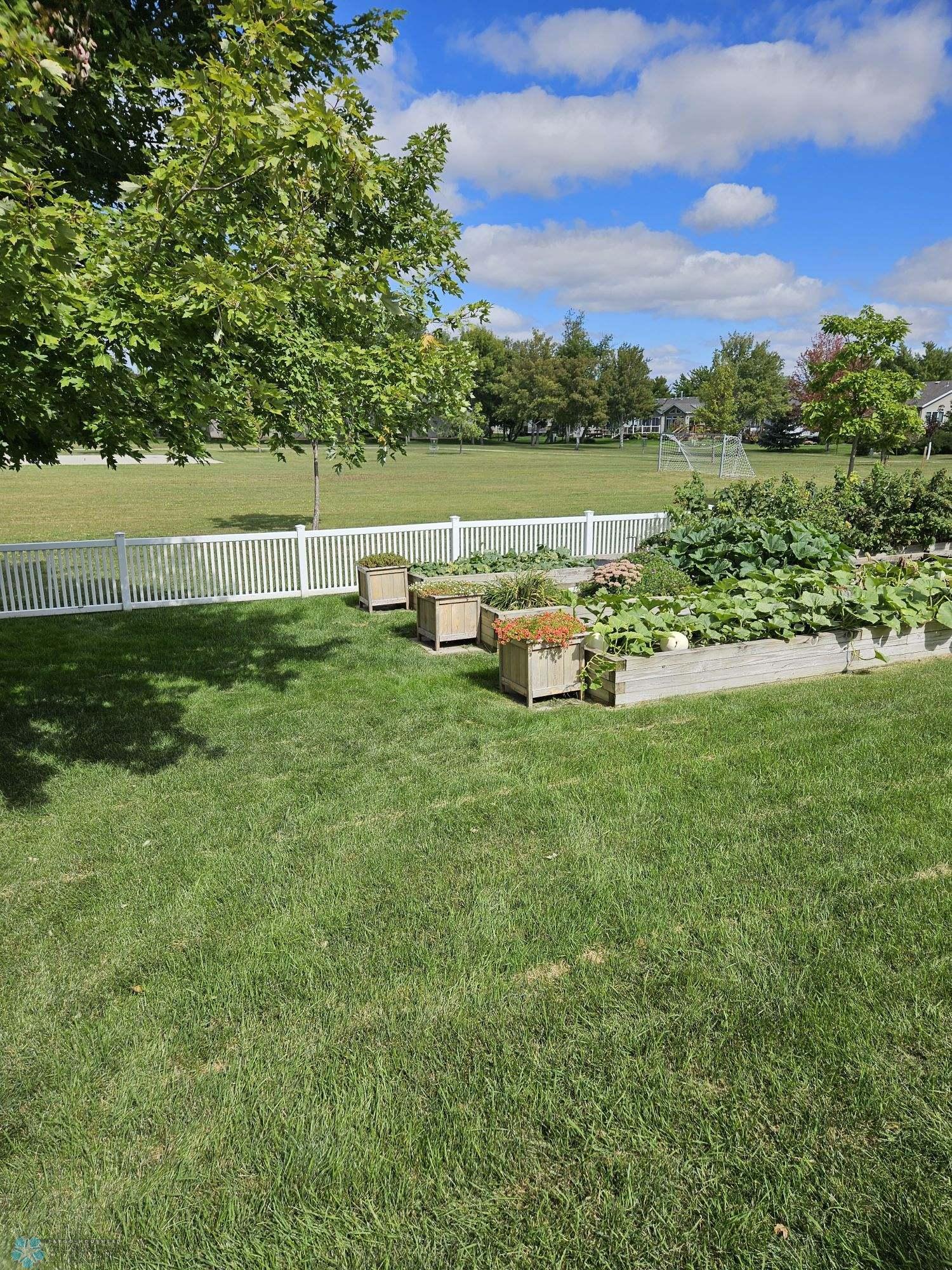 Park and Garden Beds