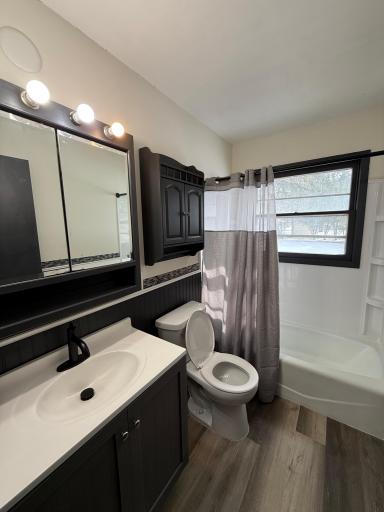 613 S Litchfield Avenue, Litchfield, MN 55355