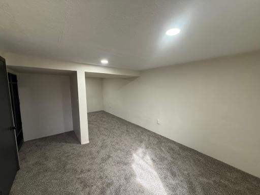 613 S Litchfield Avenue, Litchfield, MN 55355