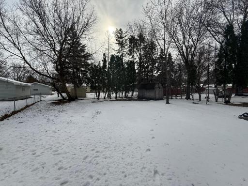 613 S Litchfield Avenue, Litchfield, MN 55355