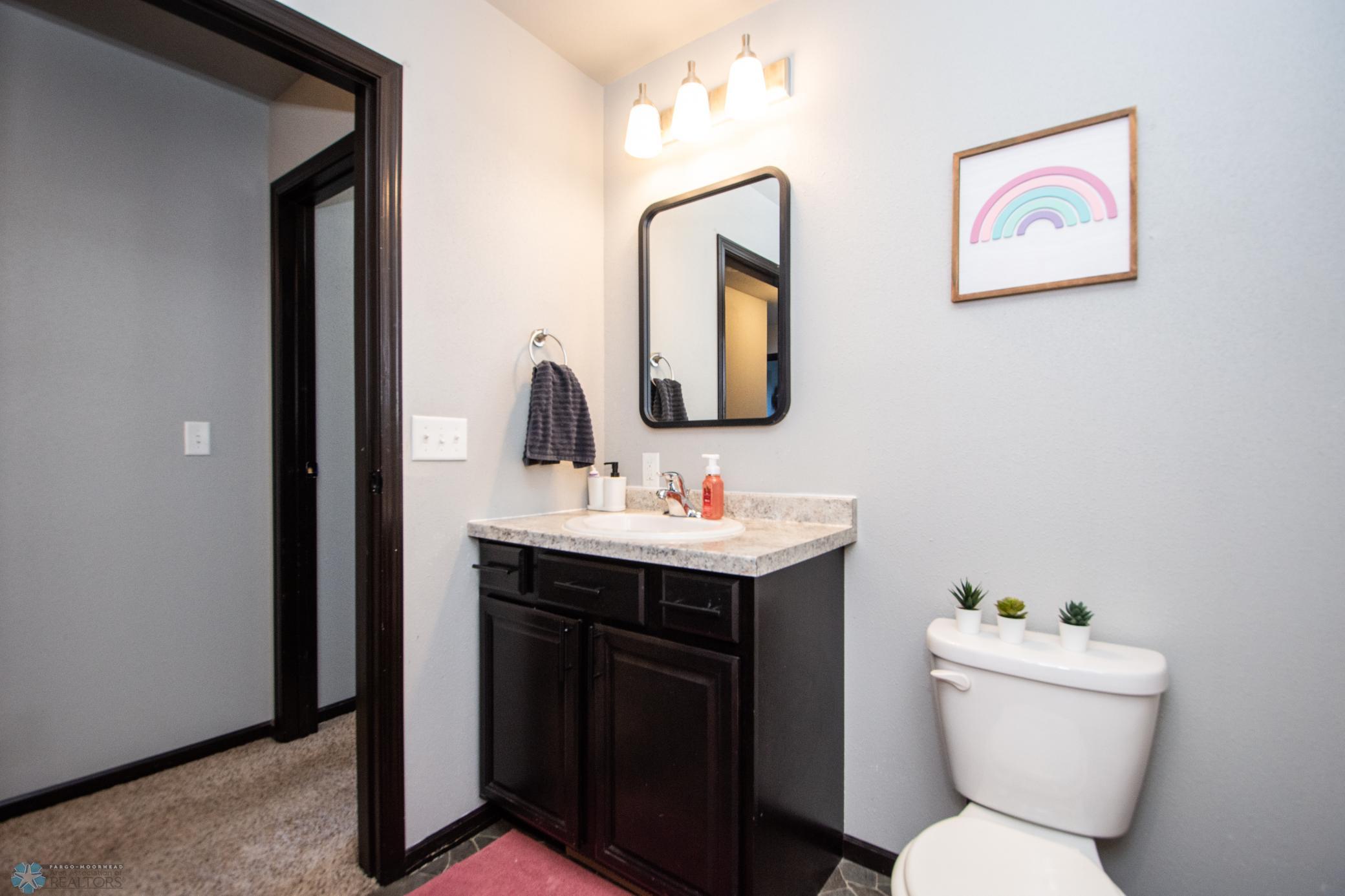 upper full bathroom