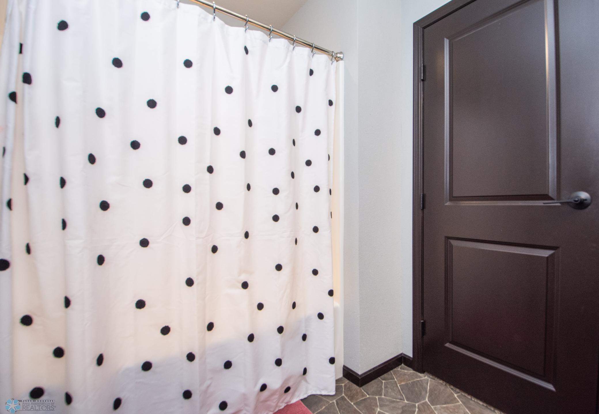 upper full bathroom