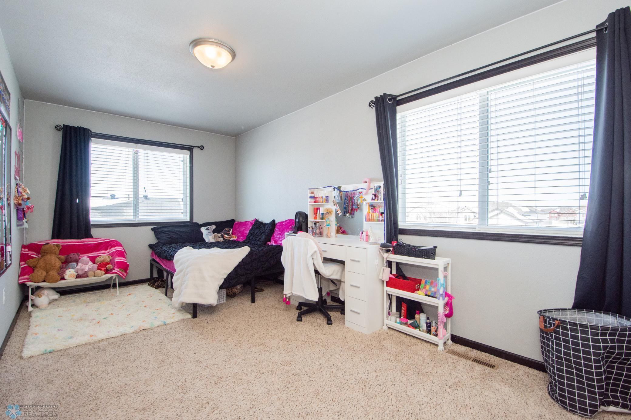 upper bedroom 3