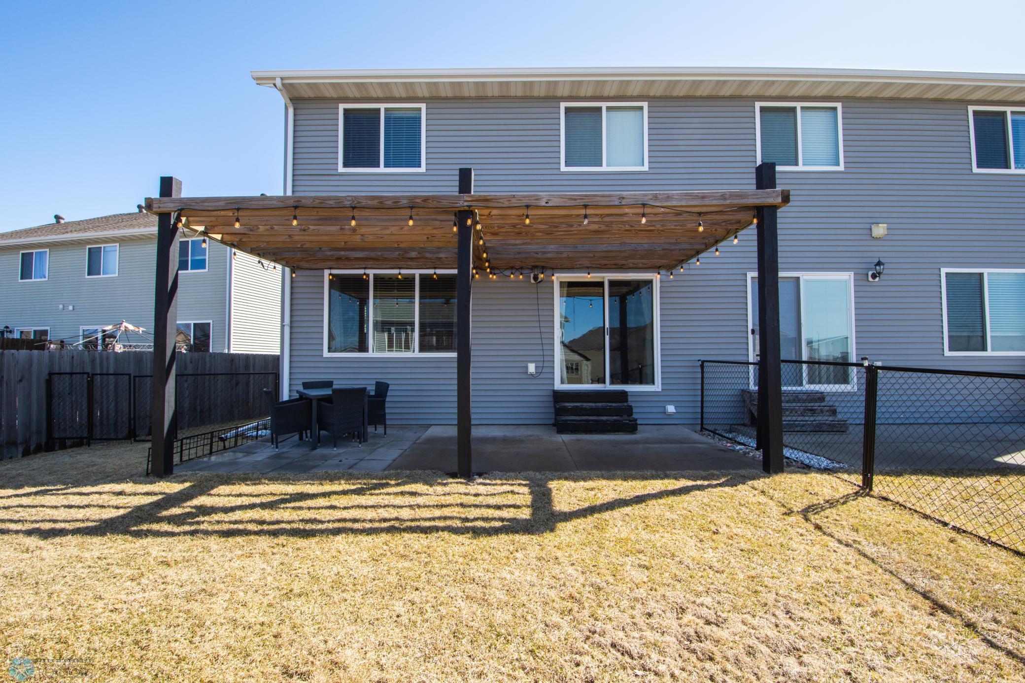 10x22 patio with pergola