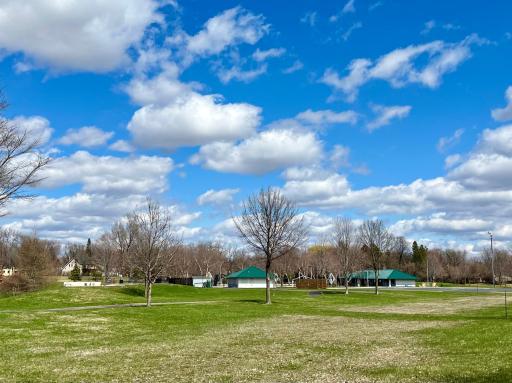 611 7th Street E, Northfield, MN 55057