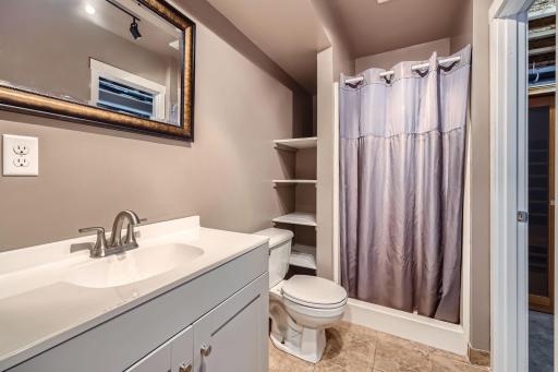 2833 162nd Avenue NE - Web Quality - 021 - 41 Lower Level Bathroom.jpg