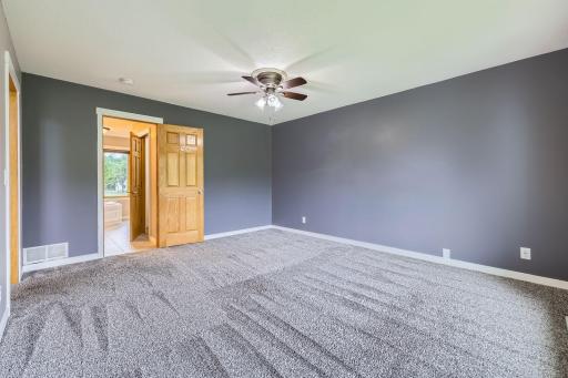 2833 162nd Avenue NE - Web Quality - 010 - 22 Primary Bedroom.jpg
