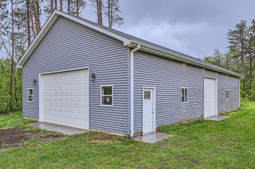 2833 162nd Avenue NE - Web Quality - 028 - 55 Garage Exterior.jpg