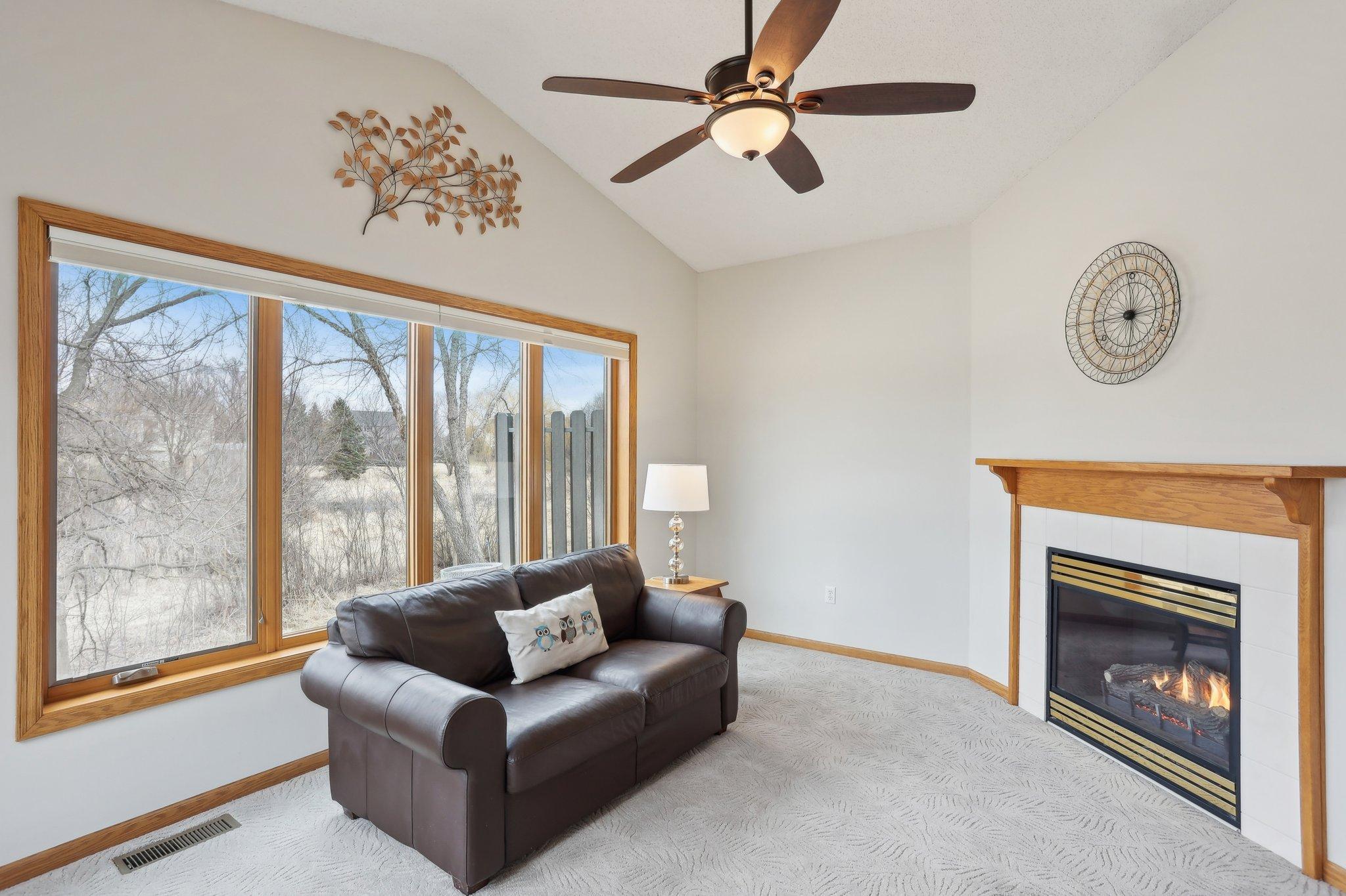 9-web-or-mls-Winslow Chase-05042025-007.jpg