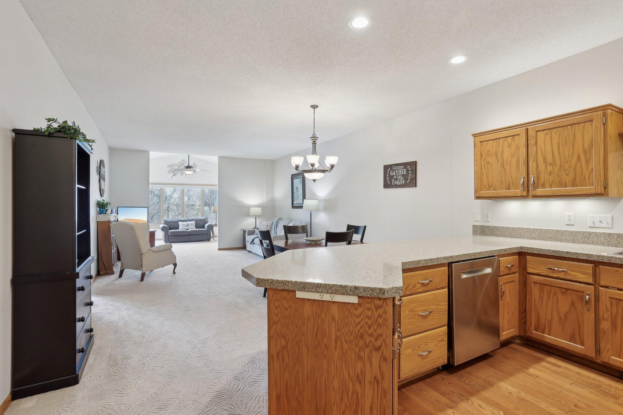 18-web-or-mls-Winslow Chase-05042025-016.jpg