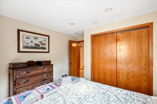 443 Centennial Drive, Roseville, MN 55113