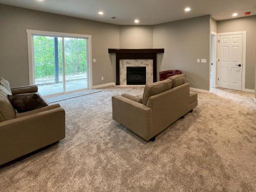 1525 Alexander Road NE, Rochester, MN 55906