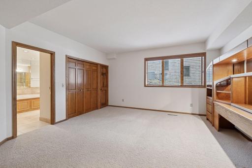 4 Antrim Terrace, Edina, MN 55439