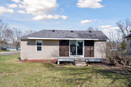 538 Jackson Avenue NW, Elk River, MN 55330